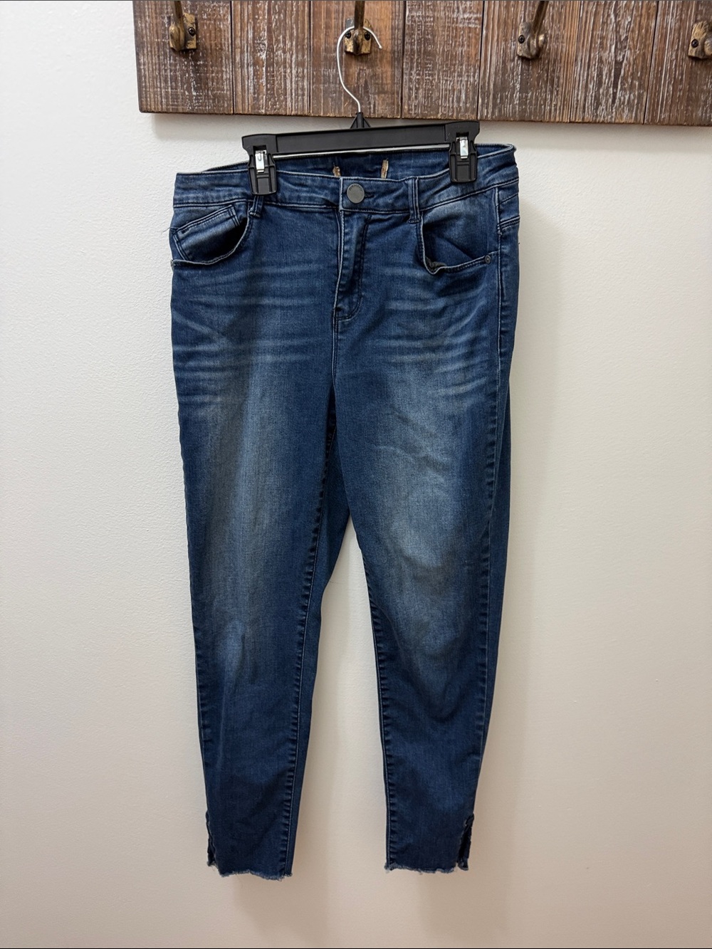 Democracy Dark Blue Cropped Skinny Jeans